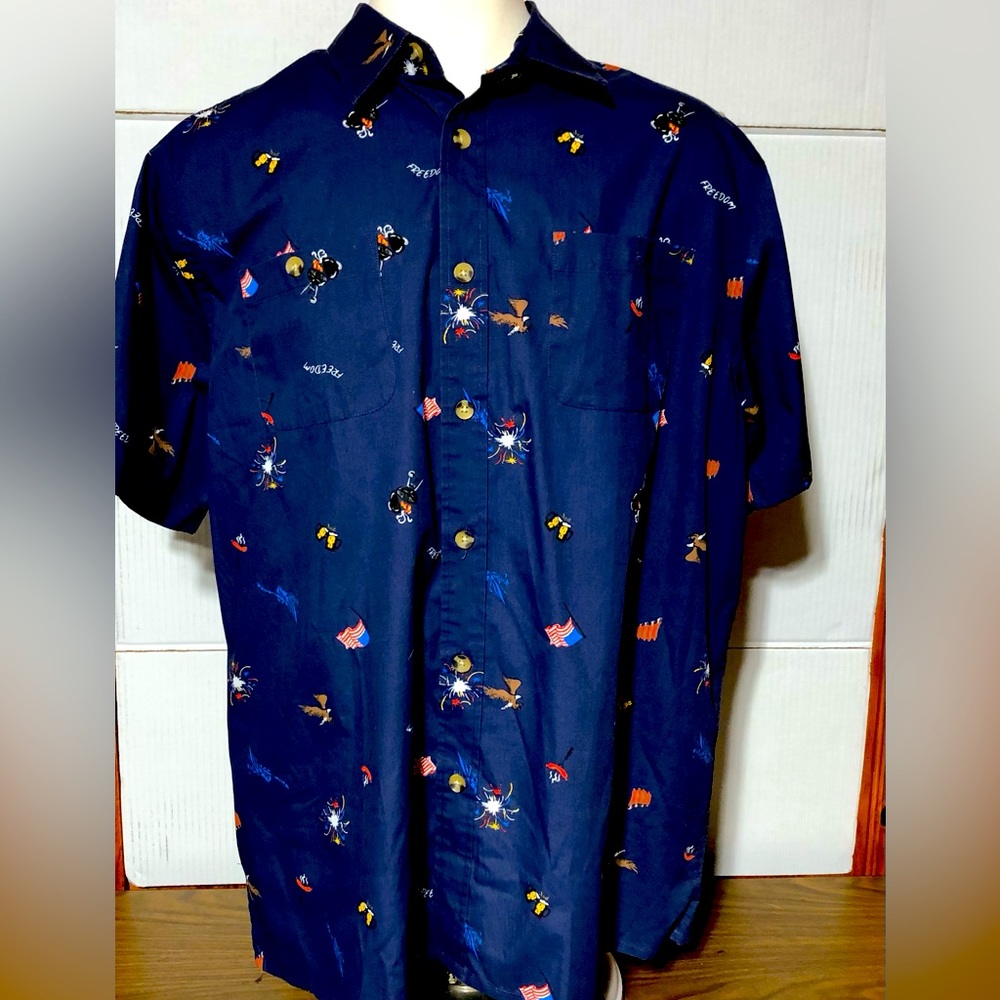 KING SUZE 2XL patriotic casual button down shirt. 4th of July, flags freedom